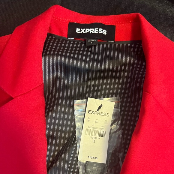 NWT EXPRESS Women's Red Blazer w Black Buttons - Picture 4 of 4